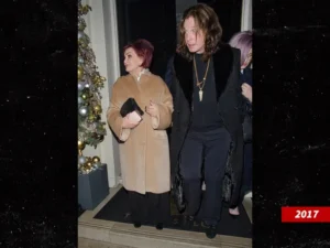 Sharon Osbourne declares that she will not be preparing Thanksgiving dinner.